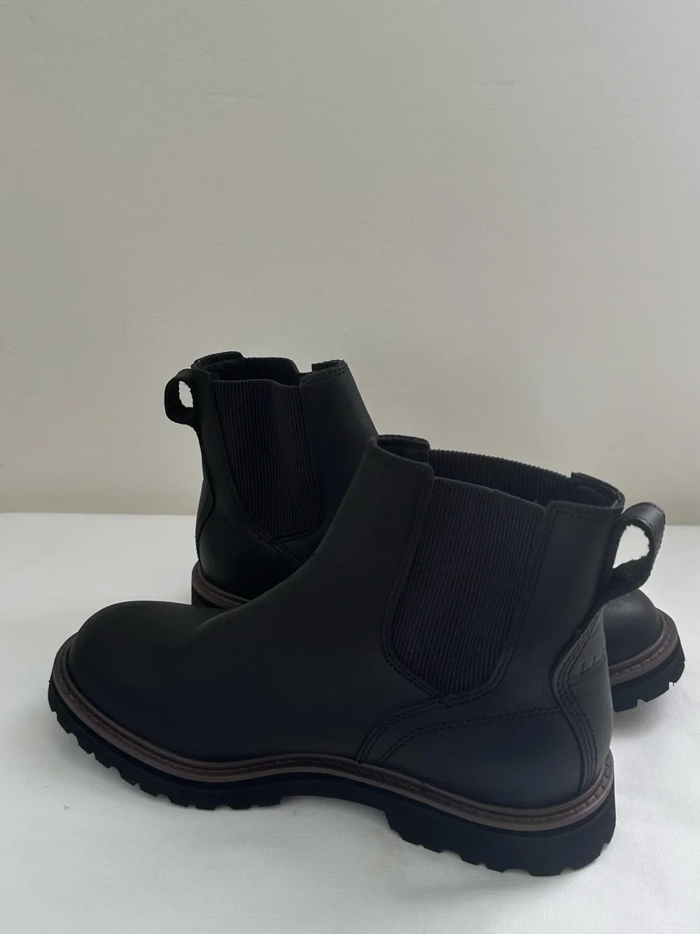 L.L. Bean Men's Black Chukka Boots - Slip-On Leather Ankle Boots